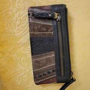 Fossil wallet